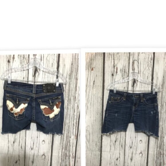 Miss Me “Western Cowhide Pockets" Boot size 26 shorts #23 - Picture 1 of 8